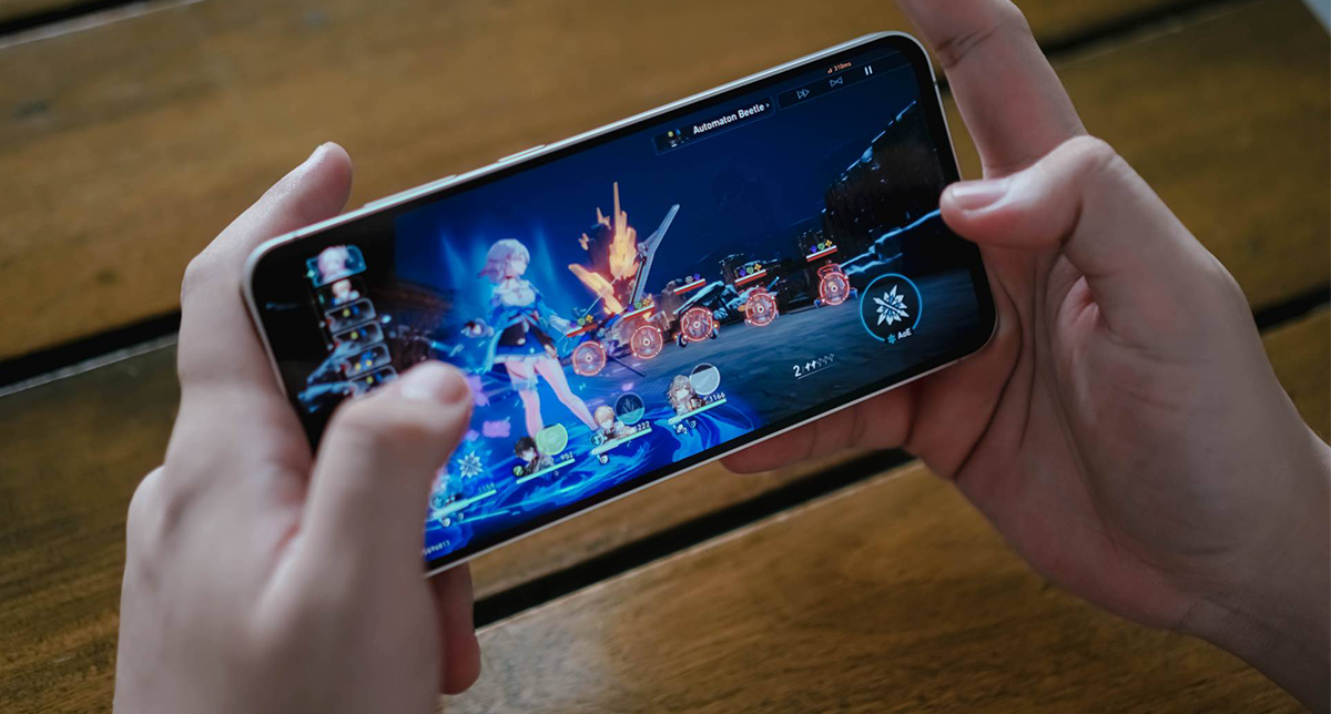 نمایش کیفیت اجرای بازی در گوشی سامسونگ گلکسی S24 FE