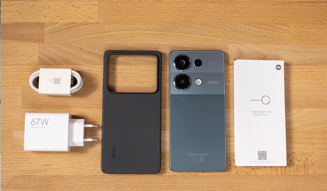 اقلام همراه گوشی ردمی نوت ۱۳ پرو شیائومی شامل دفترچه راهنما، سوزن سیمکارت، گارد، کابل و آداپتور شارژ