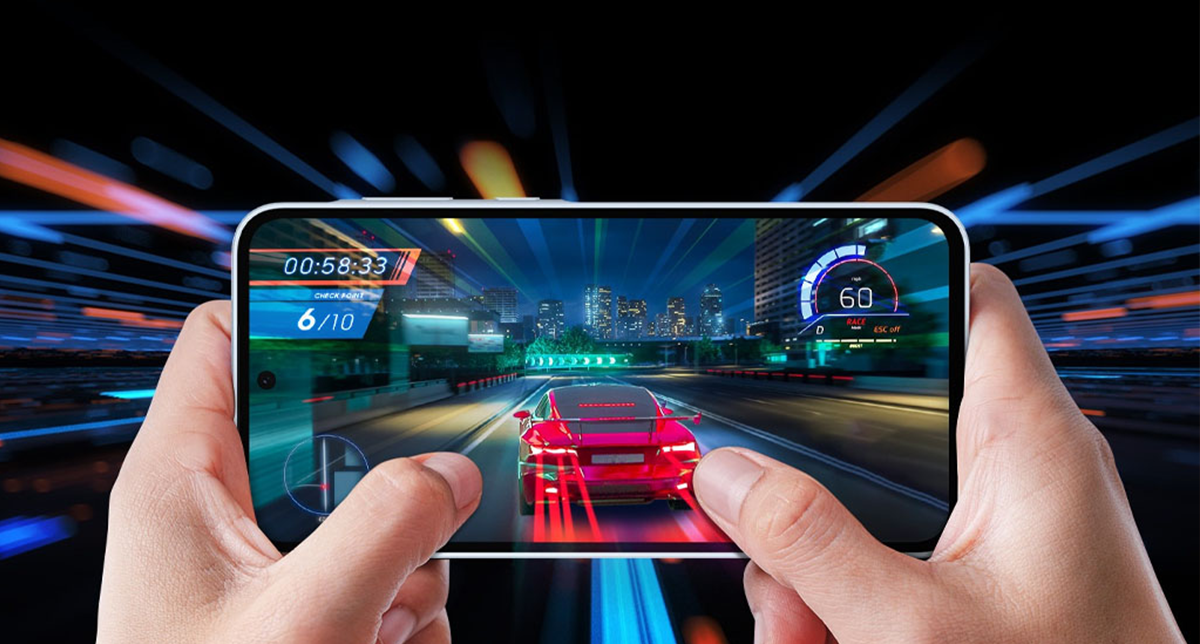 نمایشی از کیفیت اجرای بازی روی یک گوشی میان‌رده سامسونگ