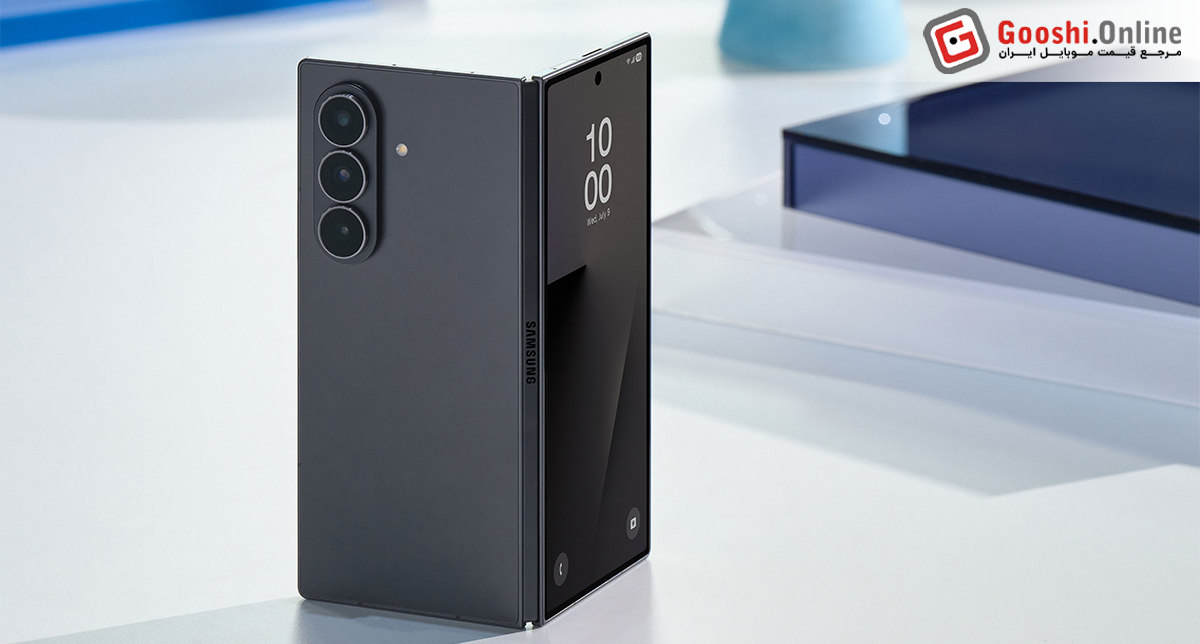 گلکسی fold سامسونگ از نمای نیمه باز پشت