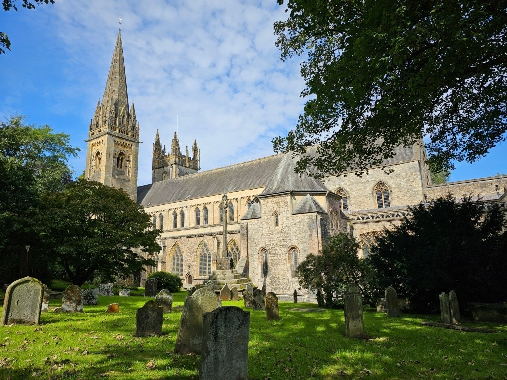 نمونه تصویر دوربین اصلی گلکسی S23 اولترا در روز