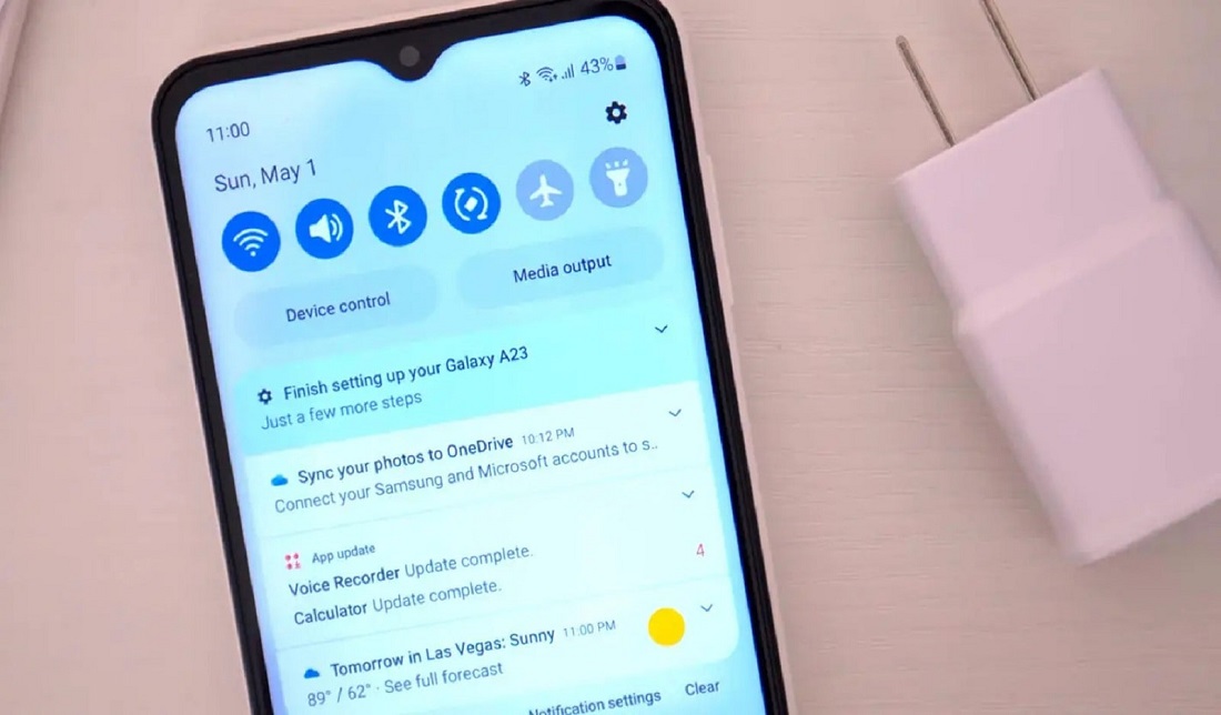 تصویر نمایشگر گوشی گلکسی A23