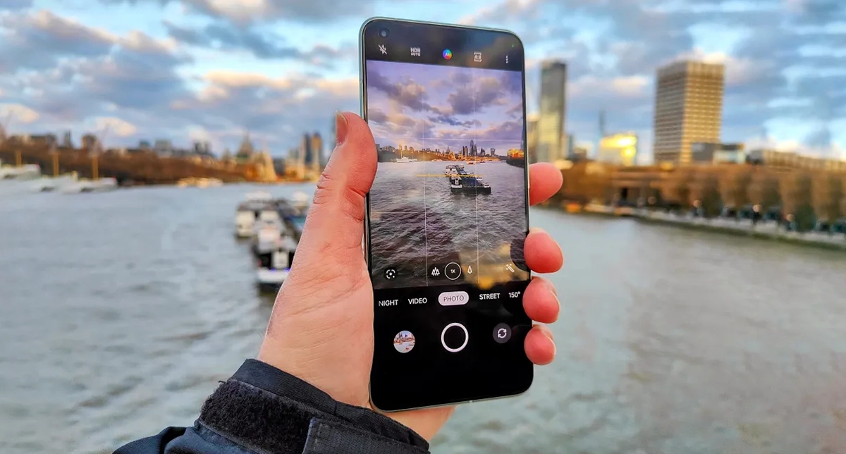 نمایش کیفیت دوربین اولترا واید یکی از گوشی‌های اقتصادی مناسب عکاسی ریلمی