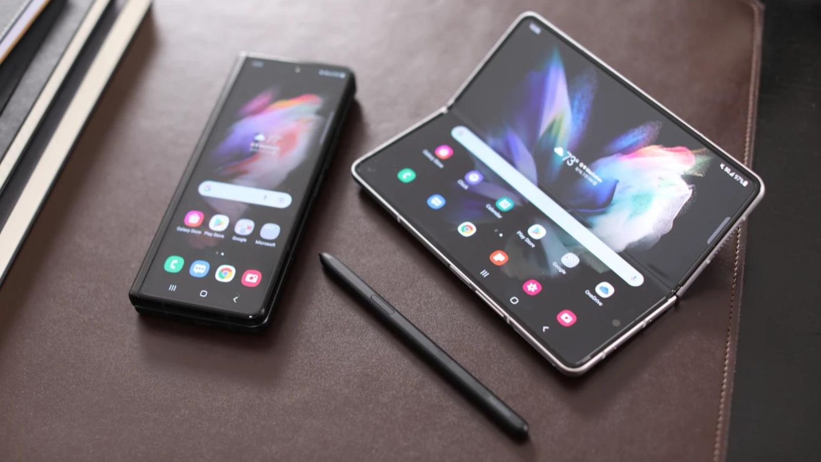 صفحه‌نمایش داخلی گلکسی Z fold 4