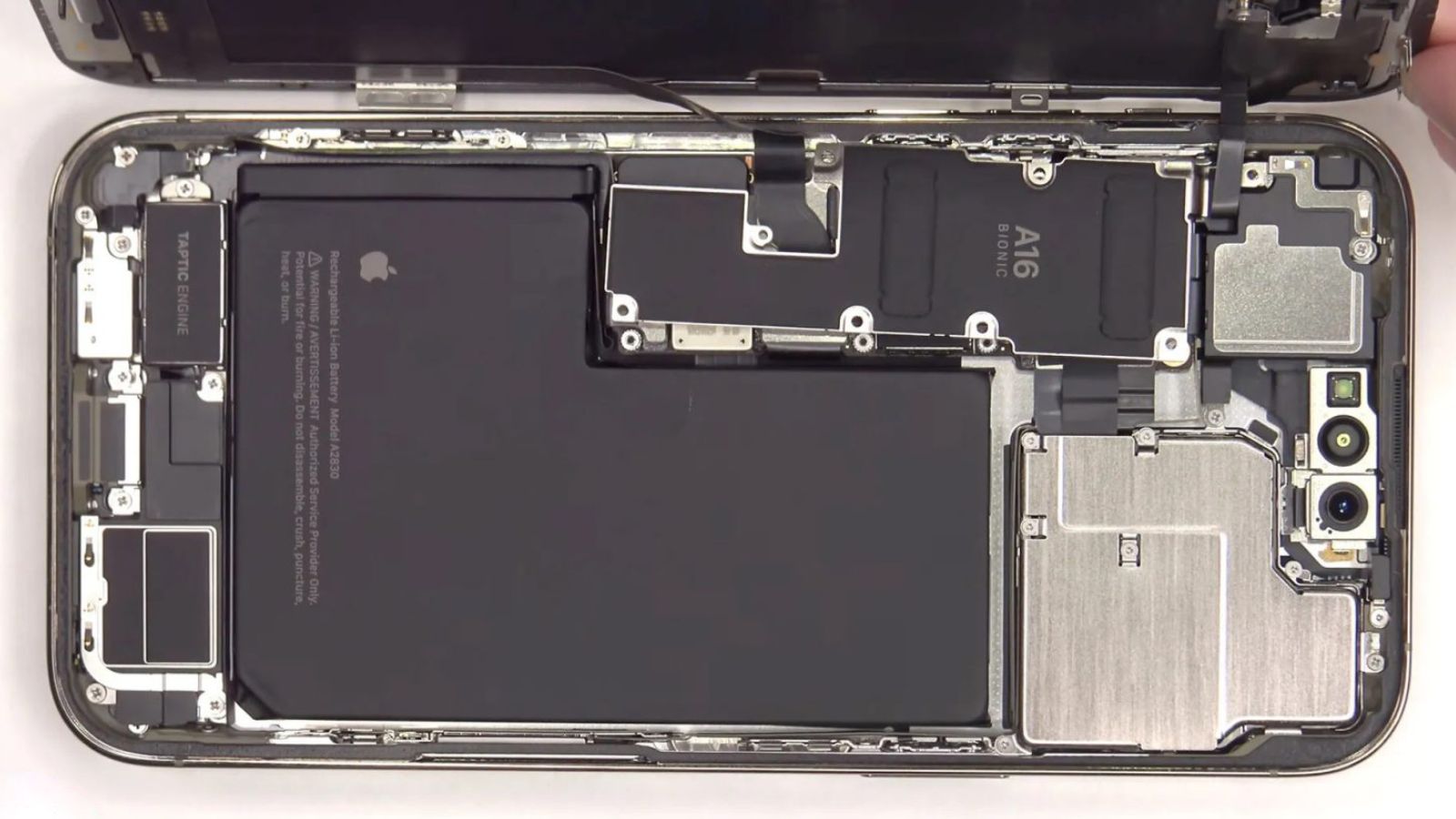 سخت‌افزار گوشی iPhone 14 pro max