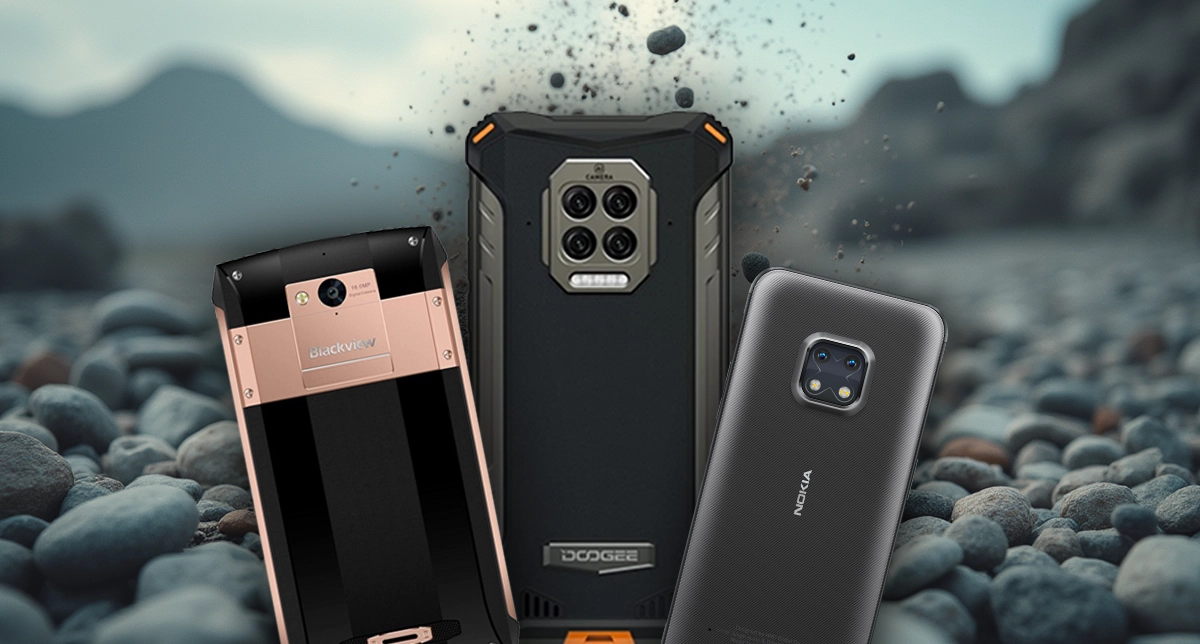 نمایش چند مدل از گوشی‌های جان سخت در کنار هم