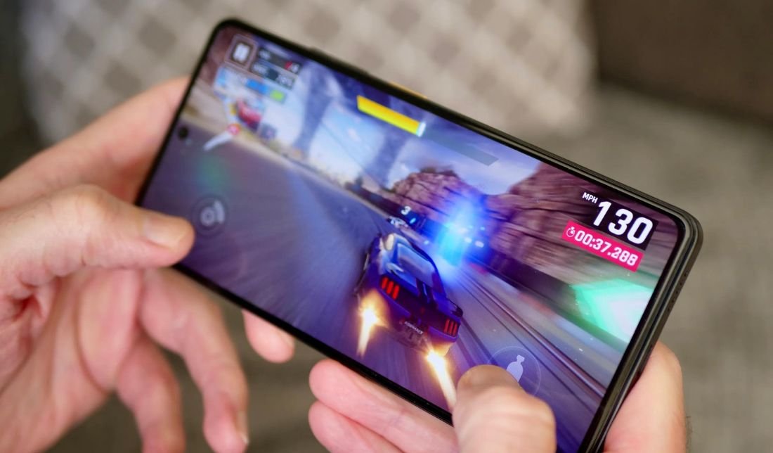 نمایش نحوه عملکرد پردازنده گوشی شیائومی پوکو X5 پرو در بازی