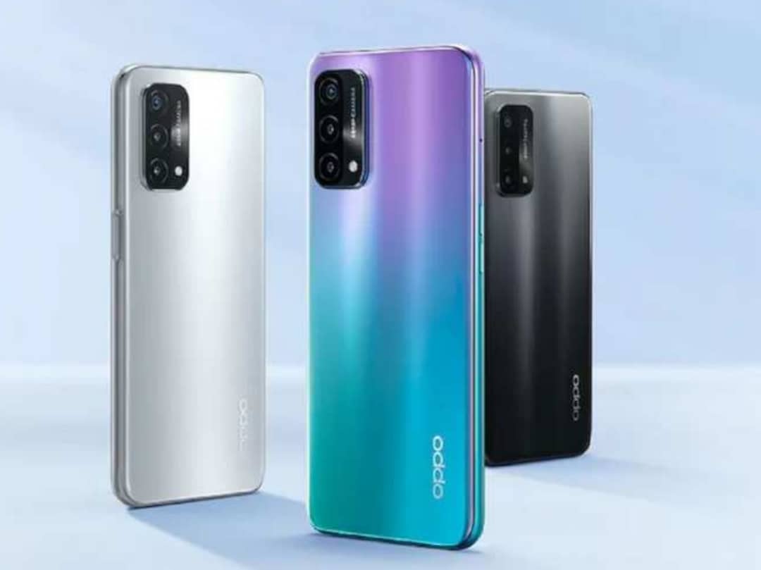 اوپو از A93s فایوجی با پردازنده‌ی دیمنسیتی 700 رونمایی کرد.