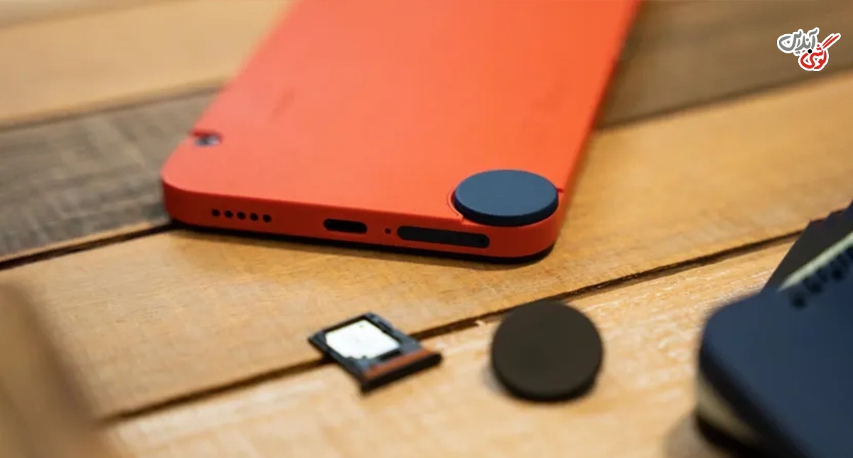 نمایش خشاب سیمکارت و بخش پایینی فریم گوشی ناتینگ CMF Phone 1